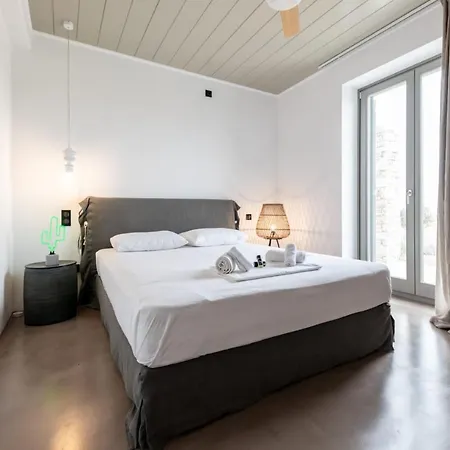 Villa Cactilia In Punda Paros For 8 With Private Pool *