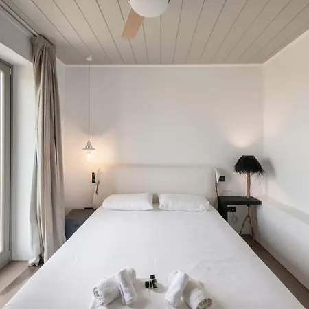 Вилла Cactilia In Punda Paros For 8 With Private Pool *